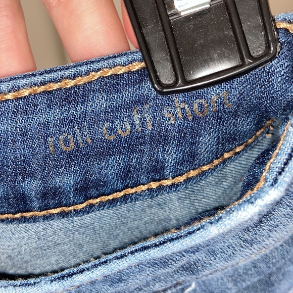 Simply Vera Wang Bermuda Denim Jean Shorts - Picture 5 of 6